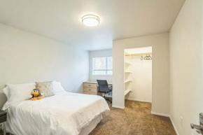 Furnished Cozy Retreat Minutes from Autzen Stadium